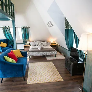  Hostal 